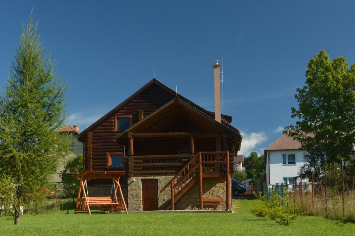 Trinity Log Cabin Wellness Resort Strba Exterior photo